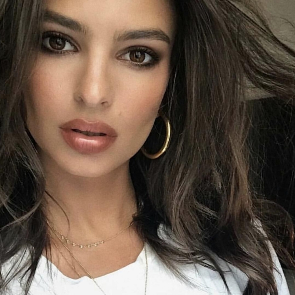 💎NEW💎GOLD TONE HOLLOW HOOP - Picture 2 of 7